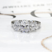 Couple's Light Luxury Oval Ring