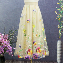 Heavy Color Flower Embroidery Skirt Woman